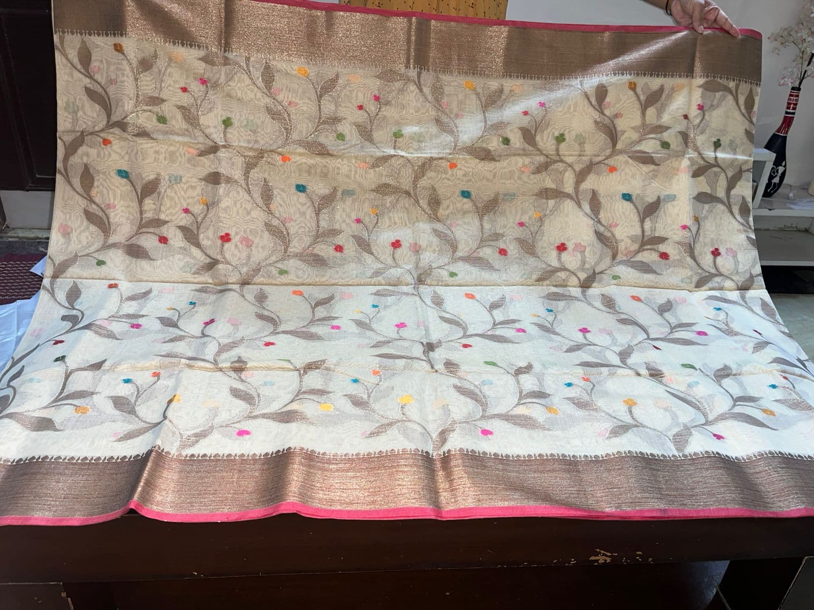 Elegant Semi Tussar Saree with Zari Weaving & Broket Blouse Piece 3